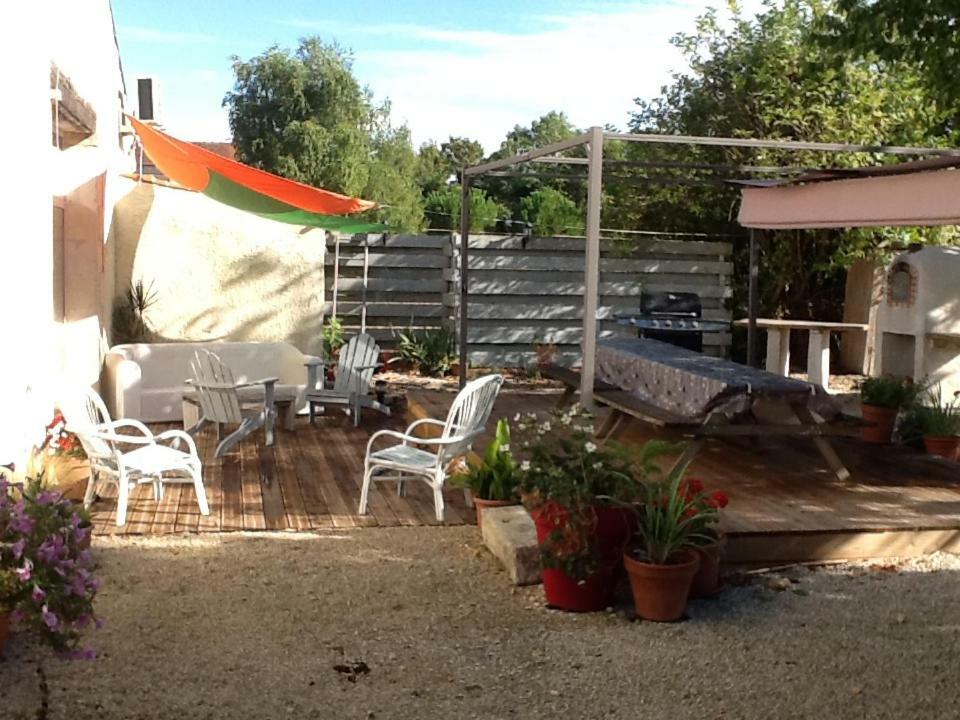Maison Lavande Bed and Breakfast Saint-Jean-dʼAngély Εξωτερικό φωτογραφία