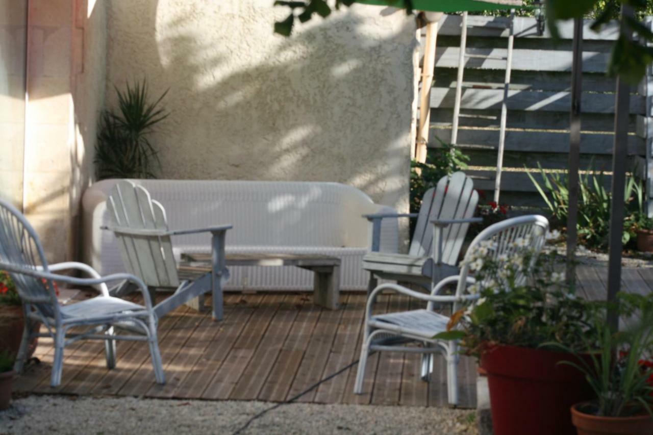 Maison Lavande Bed and Breakfast Saint-Jean-dʼAngély Εξωτερικό φωτογραφία